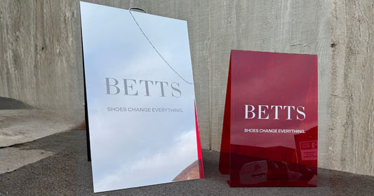 blade sign, sturdy metal A-frame sign , signee, signage, business signs, business signage, melbourne,  acrylic signage, signage near me, Melbourne