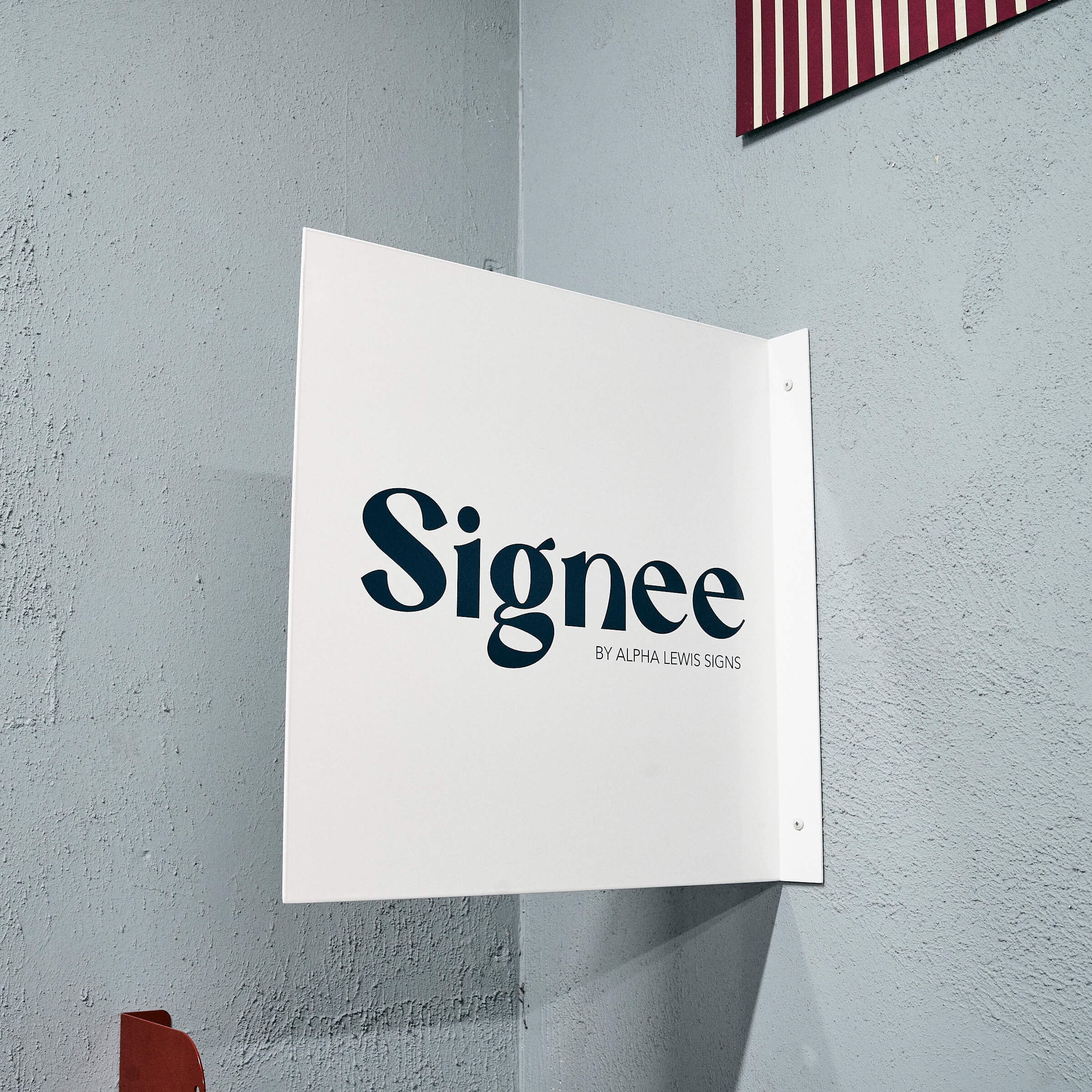Signee™ | Business Signage Products | Alpha Lewis Signs Store
